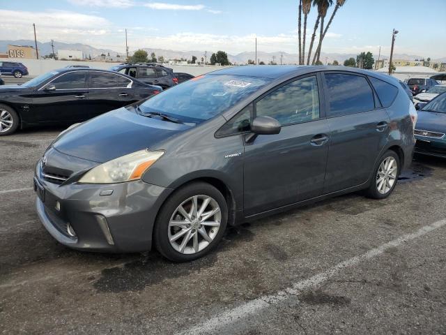 Global Auto Auctions: 2013 TOYOTA PRIUS V