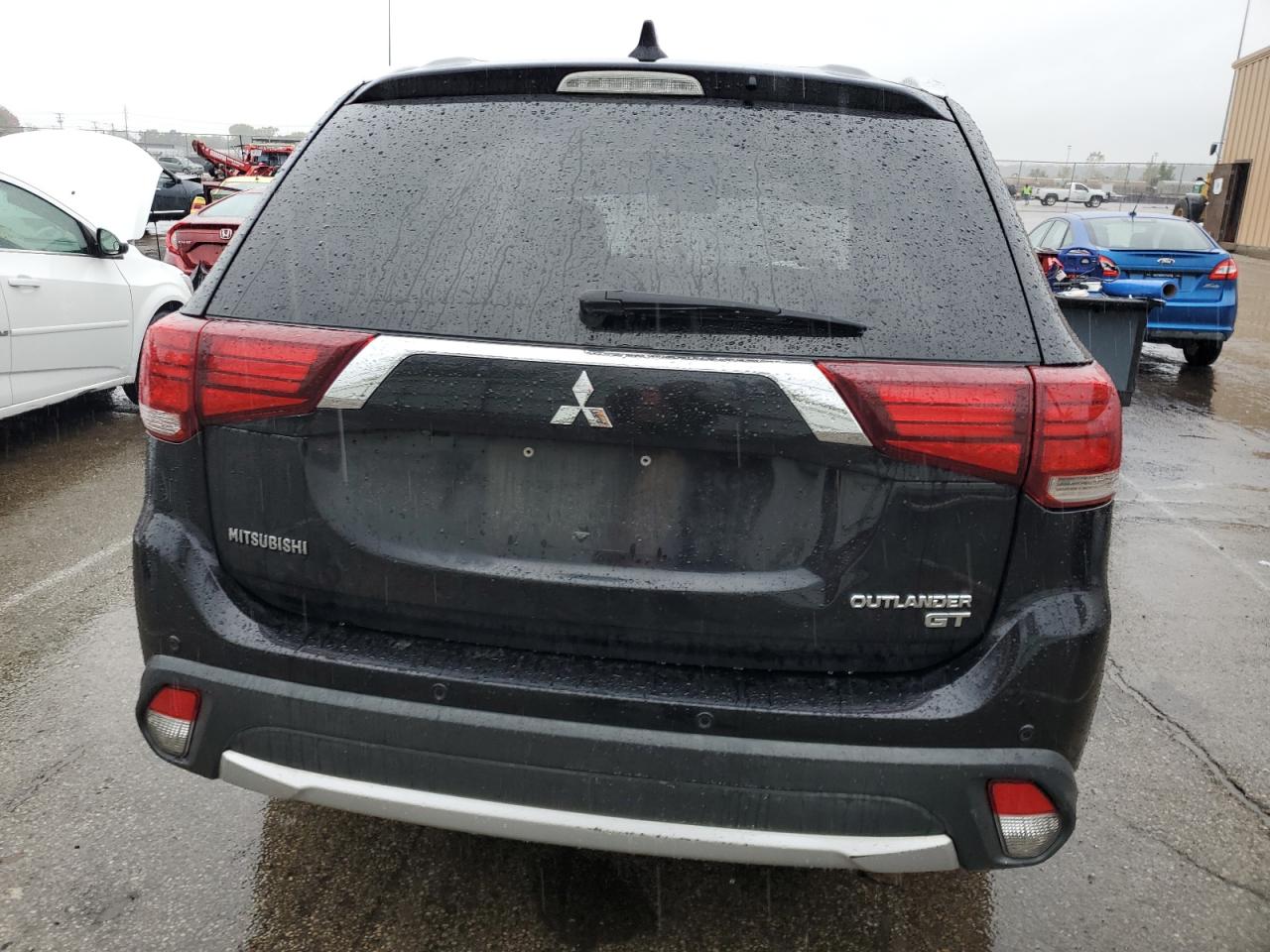 MITSUBISHI OUTLANDER GT