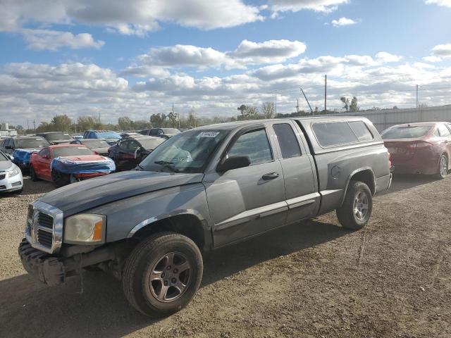 Global Auto Auctions: 2005 DODGE DAKOTA SLT