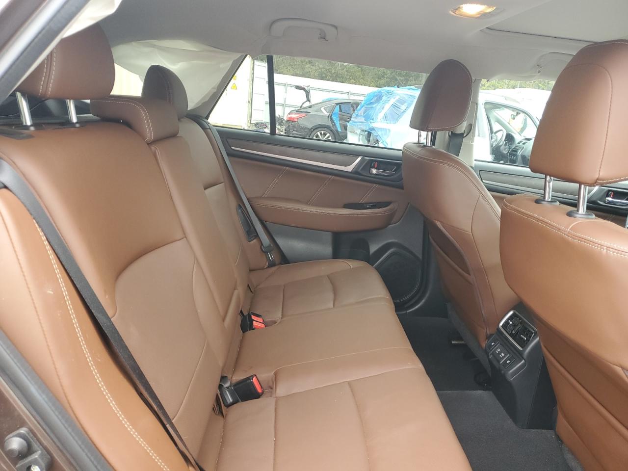 SUBARU OUTBACK TOURING