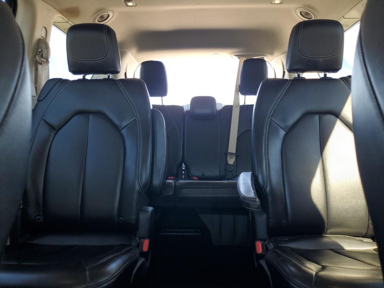 CHRYSLER VOYAGER LXI