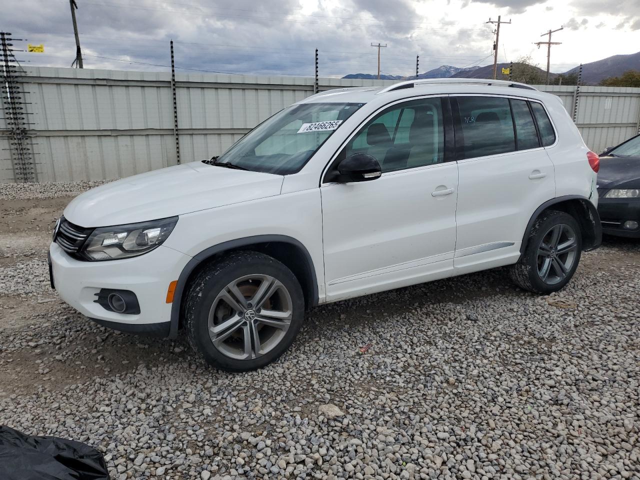 VOLKSWAGEN TIGUAN SPORT