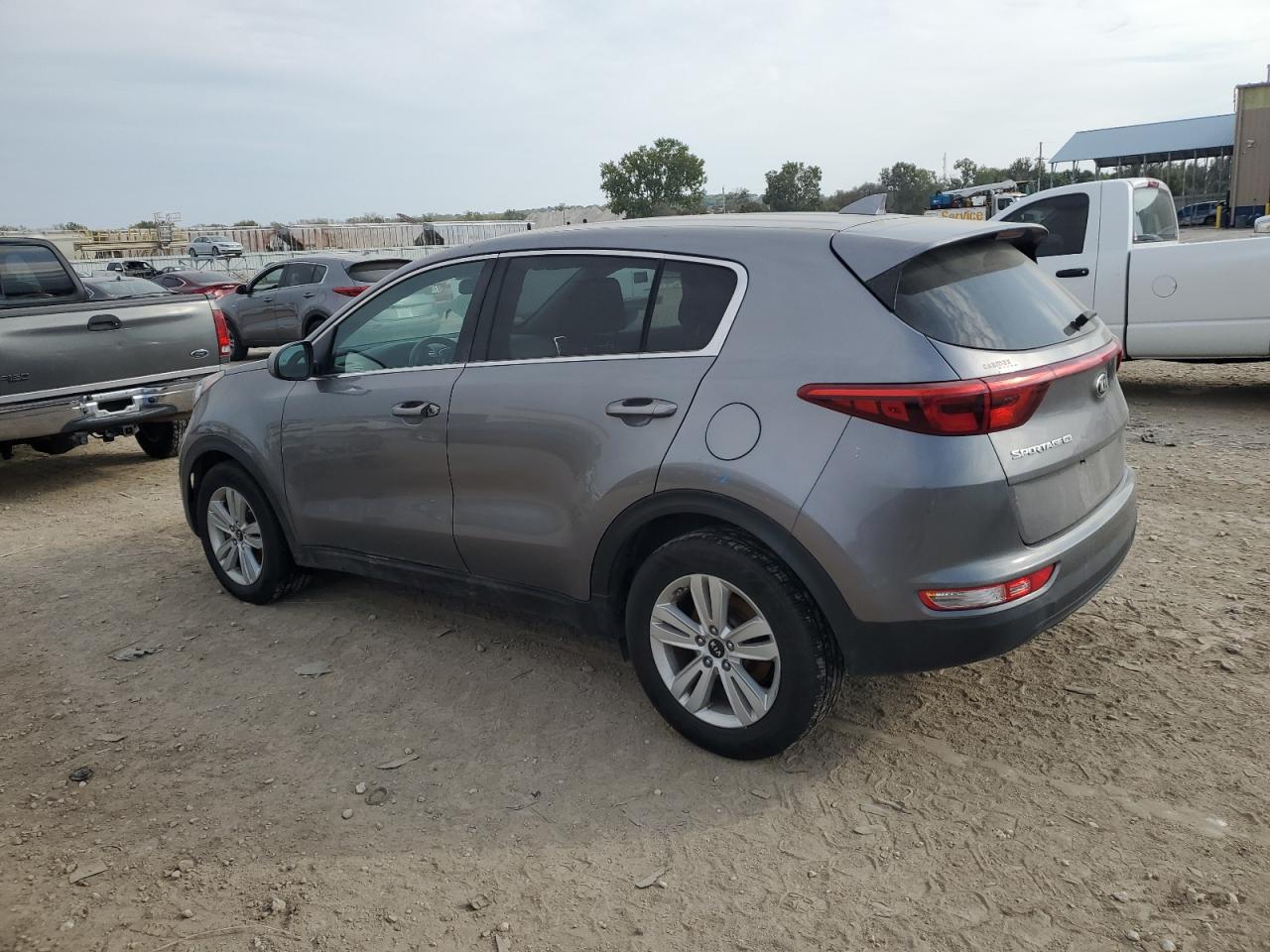 KIA SPORTAGE LX