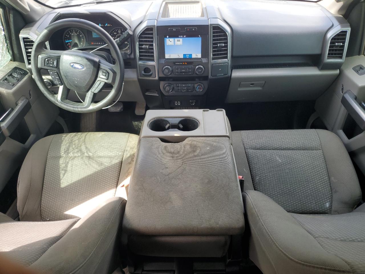 FORD F-150 SUPER CAB