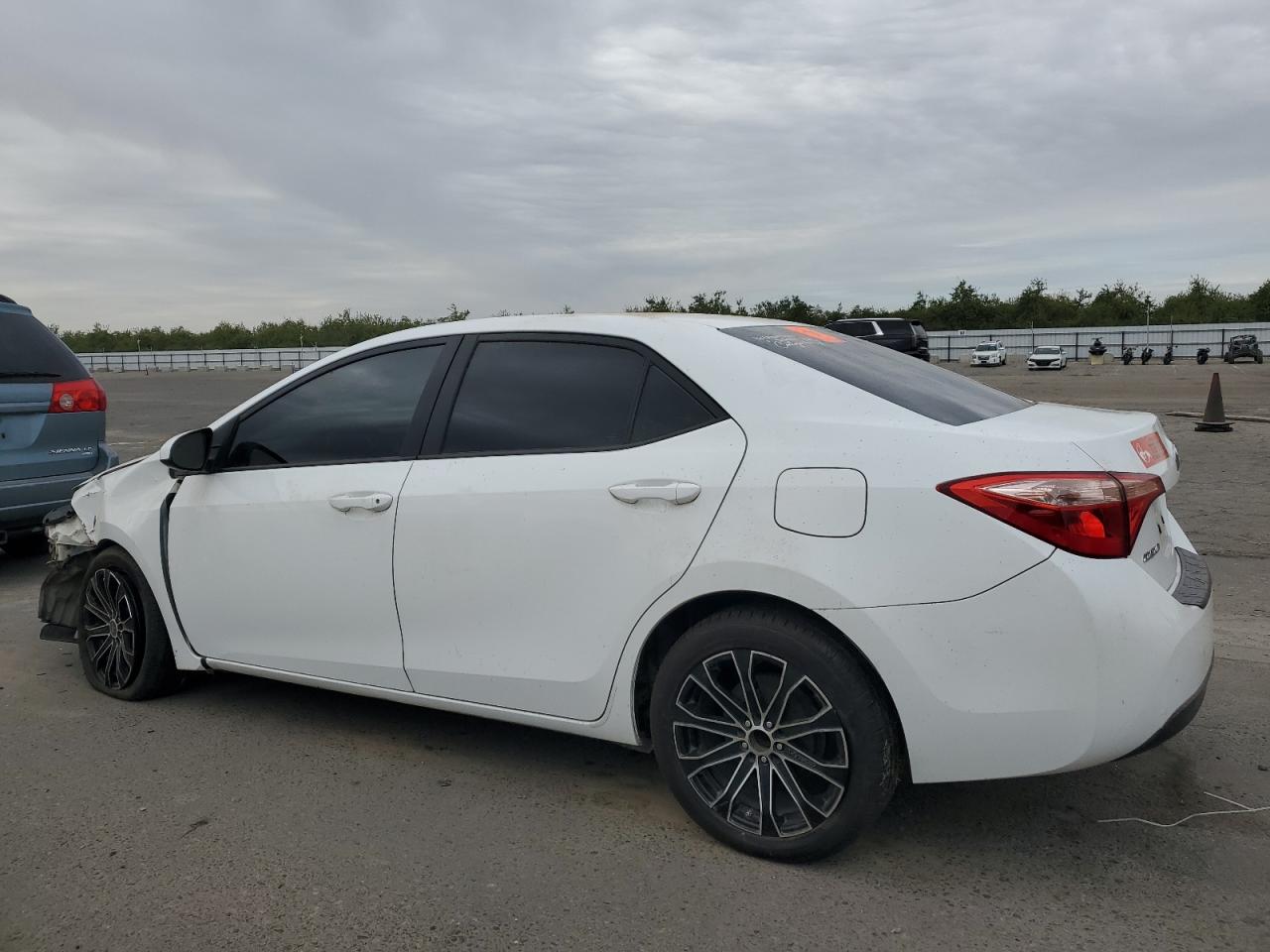 Lot #3310302057 2017 TOYOTA COROLLA L