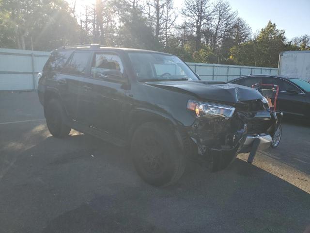 2024 TOYOTA 4RUNNER SR JTERU5JR2R6245782