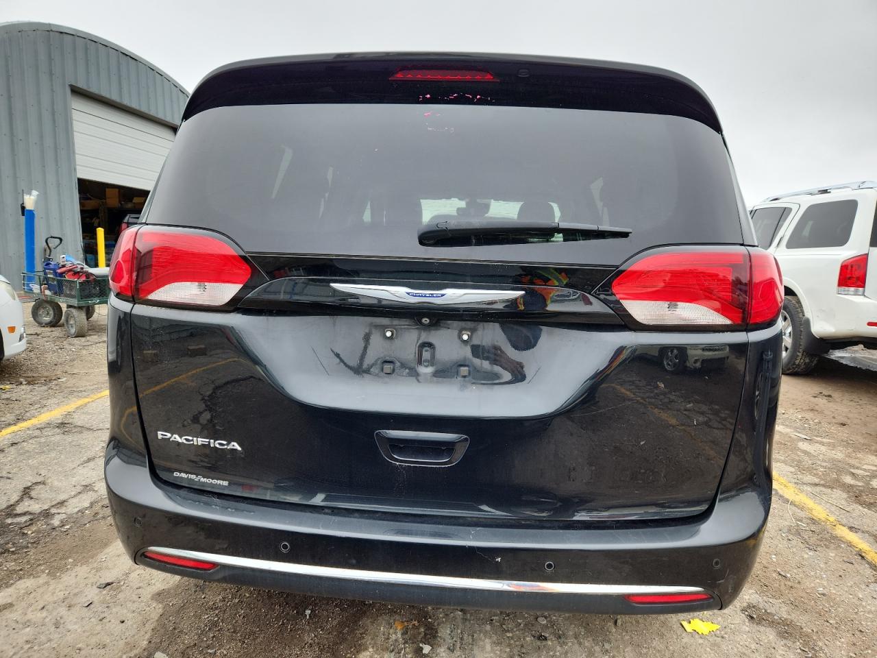 CHRYSLER PACIFICA TOURING L PLUS