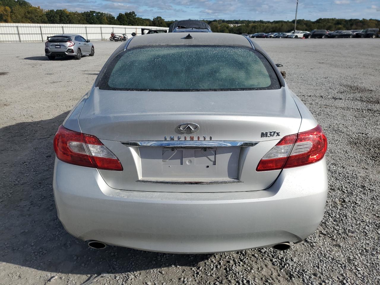 INFINITI M37 X