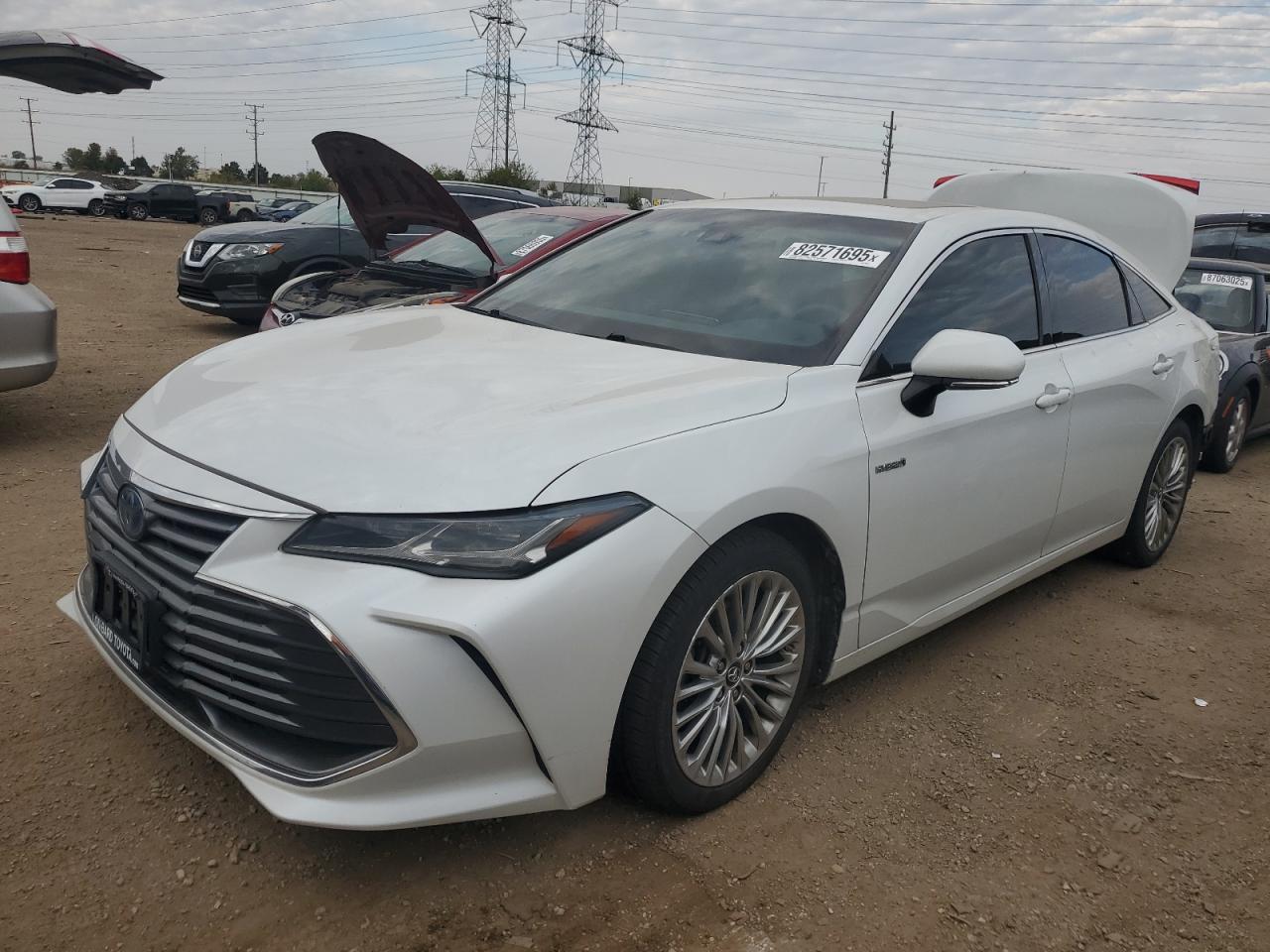 TOYOTA AVALON XLE