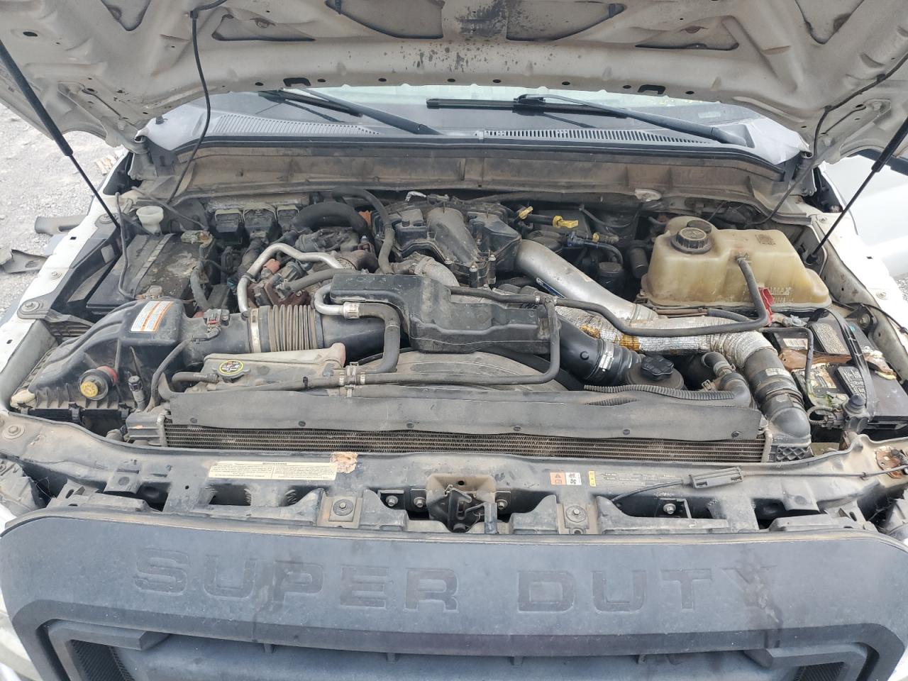 FORD F-550 SUPER DUTY