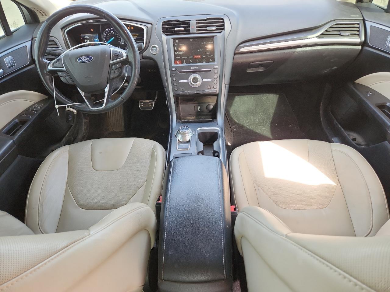 FORD FUSION TITANIUM/PLATINUM