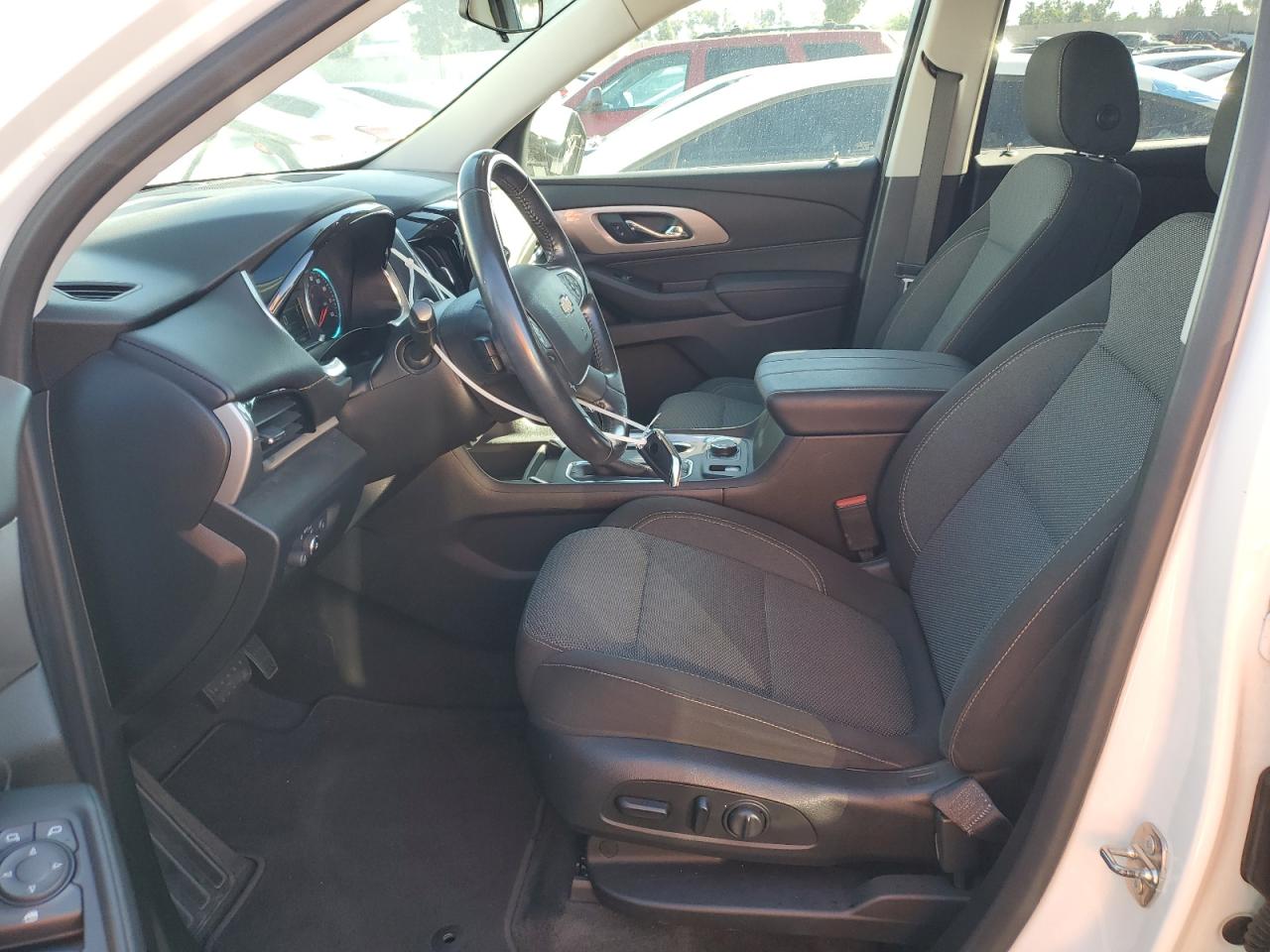 CHEVROLET TRAVERSE LT