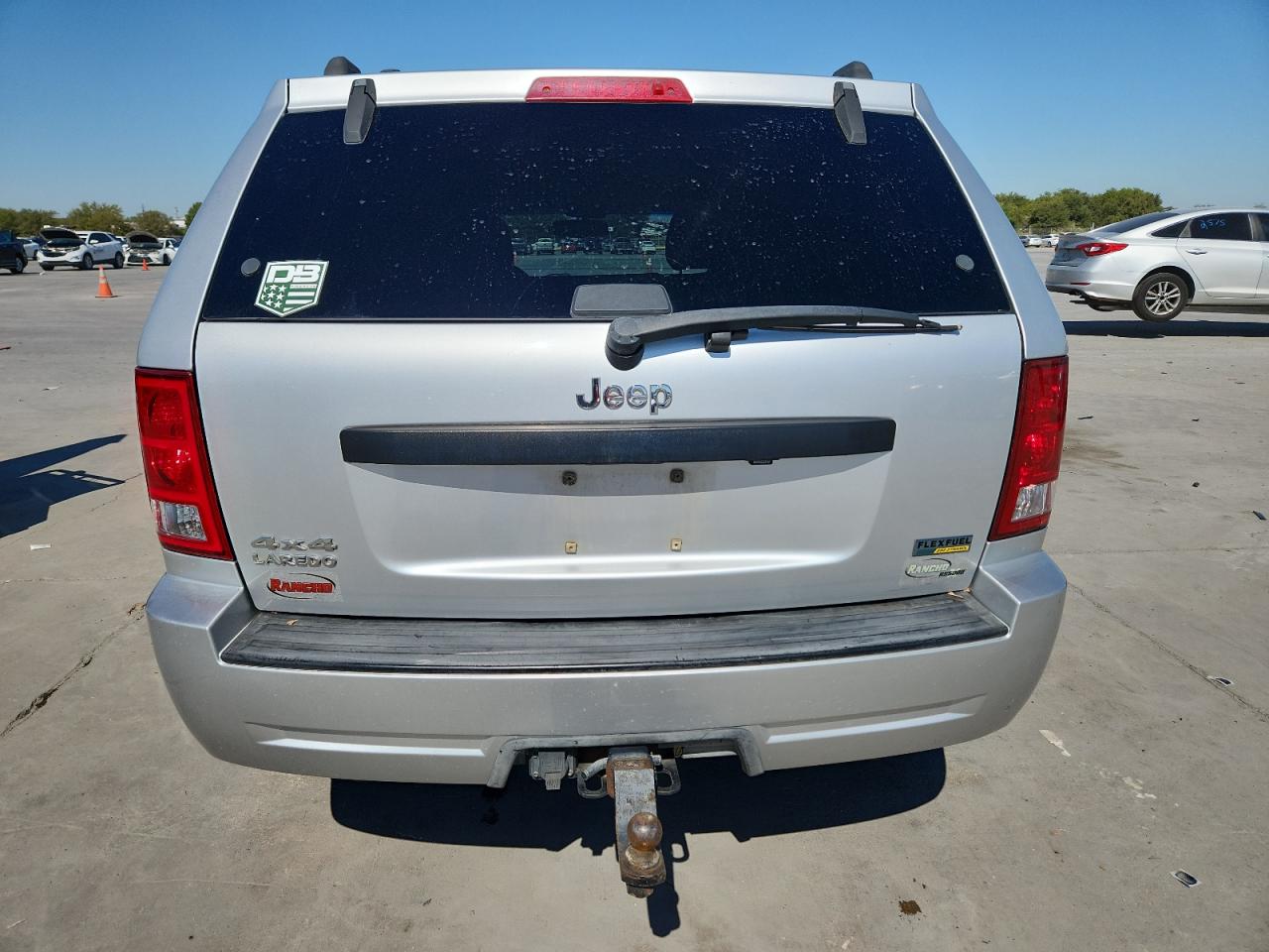 Lot #3271729682 2009 JEEP 4X4 LAREDO