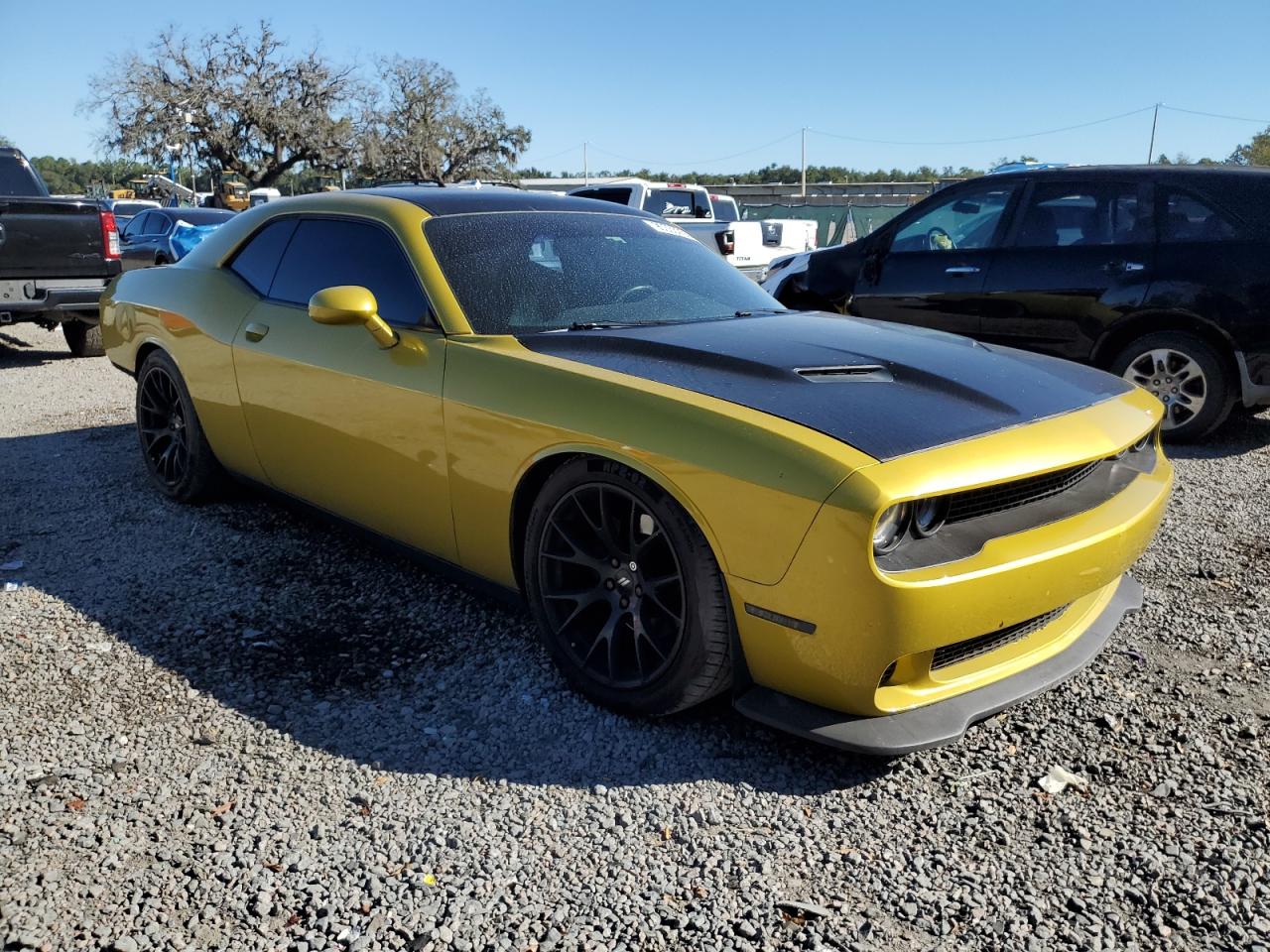 DODGE CHALLENGER SXT PLUS