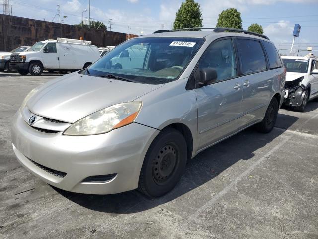TOYOTA SIENNA CE