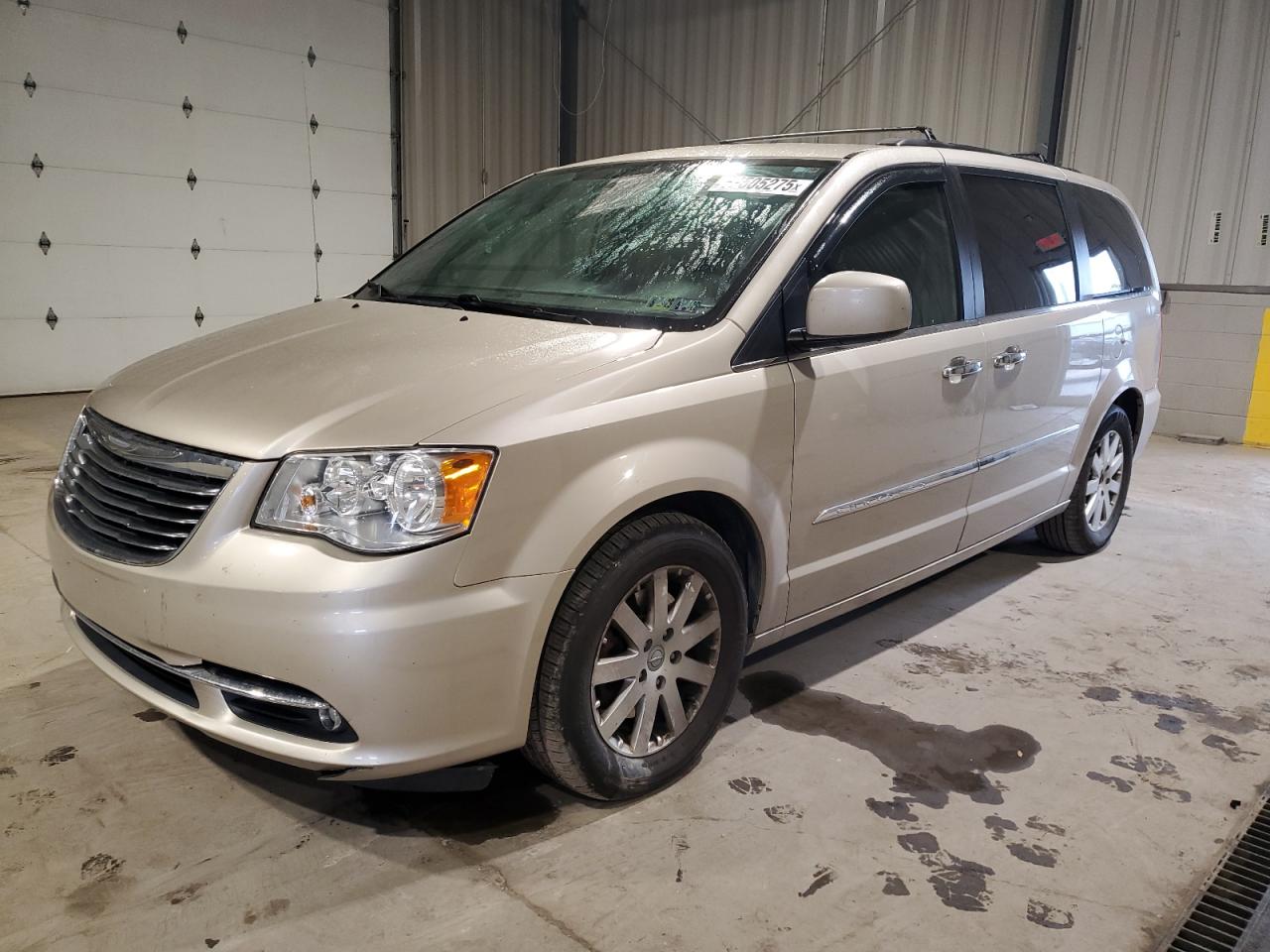 CHRYSLER TOWN & COUNTRY TOURING