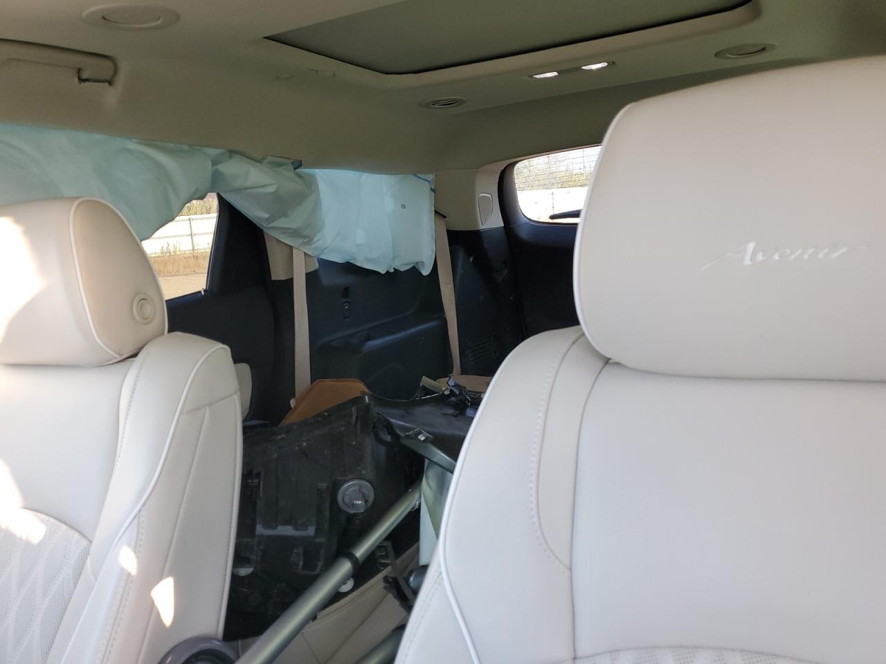 BUICK ENCLAVE AVENIR