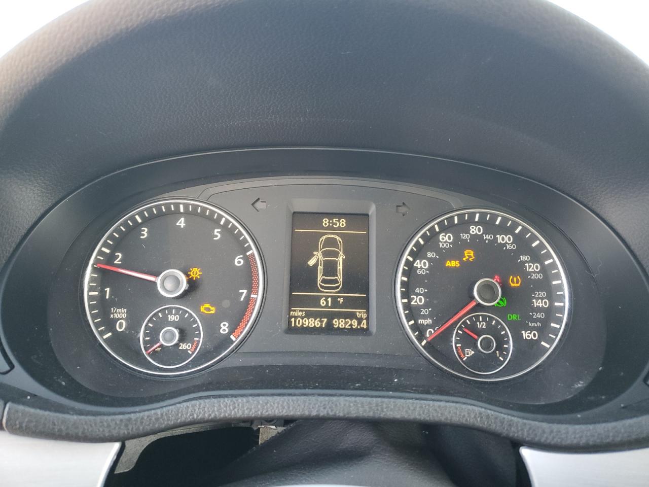 VOLKSWAGEN PASSAT SE