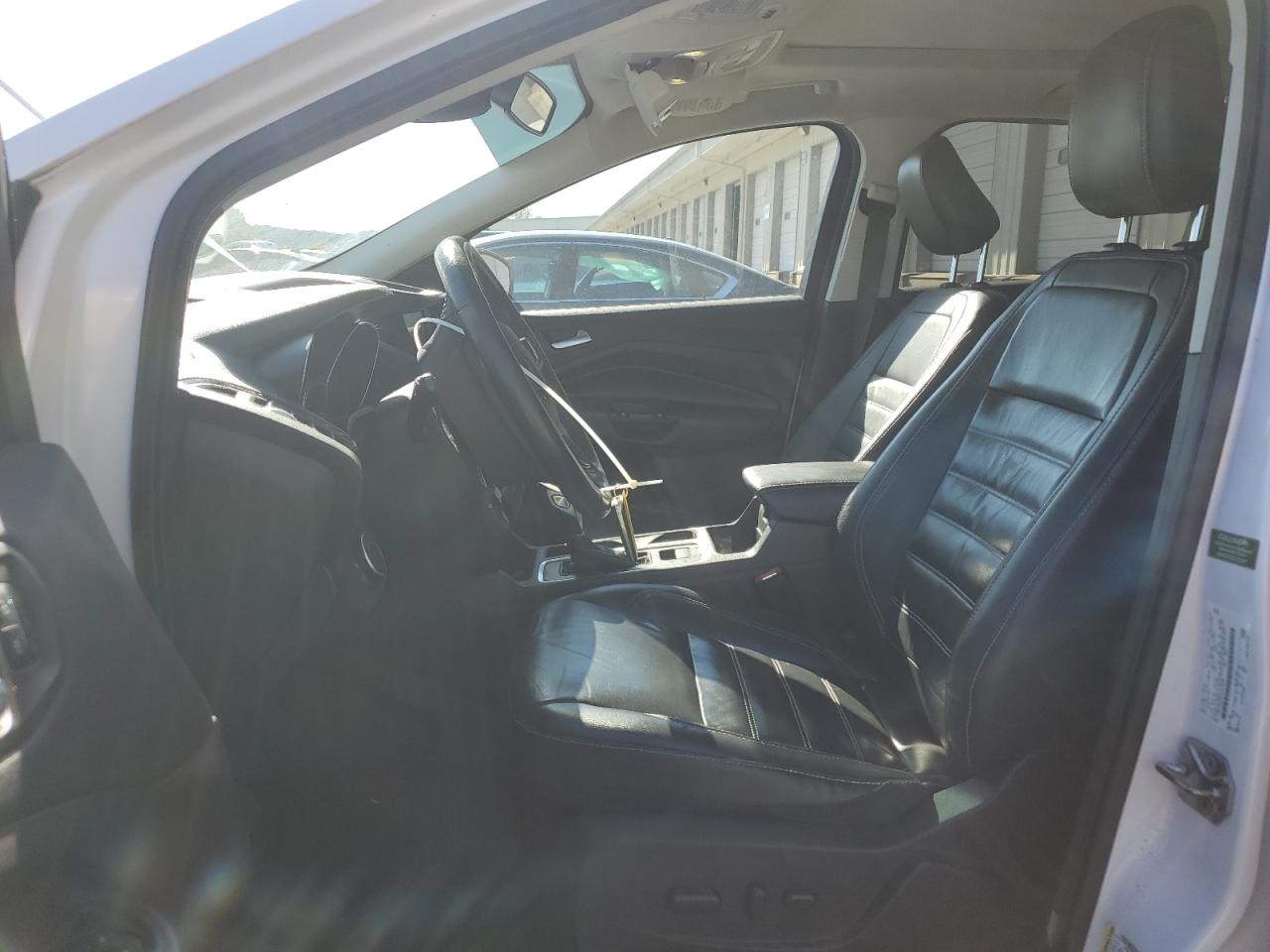 FORD ESCAPE TITANIUM