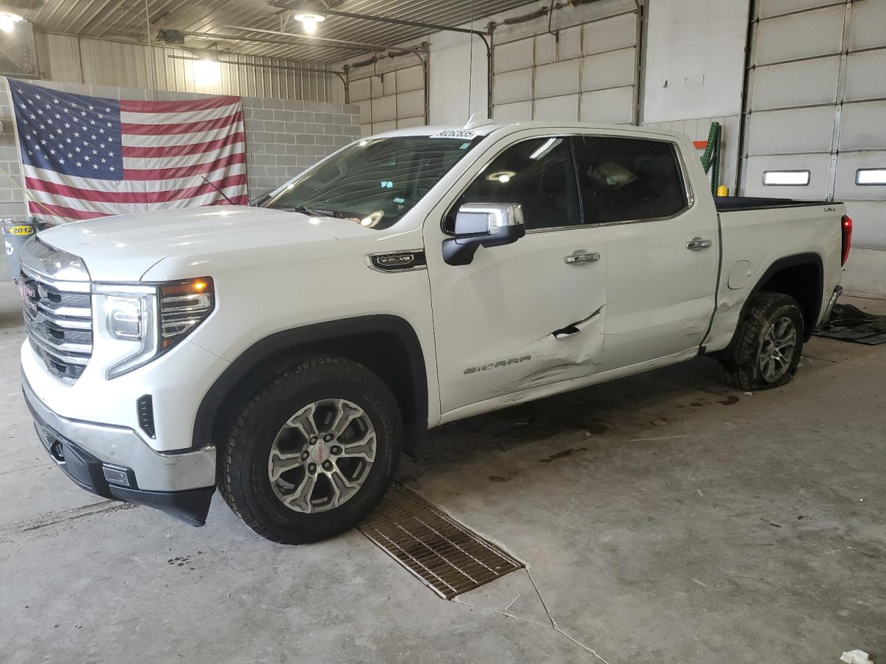 GMC SIERRA K1500 SLT