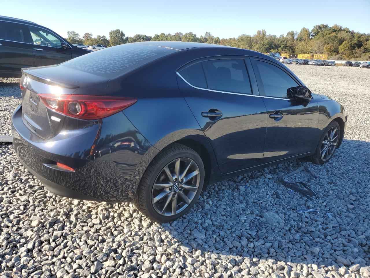 MAZDA 3 TOURING