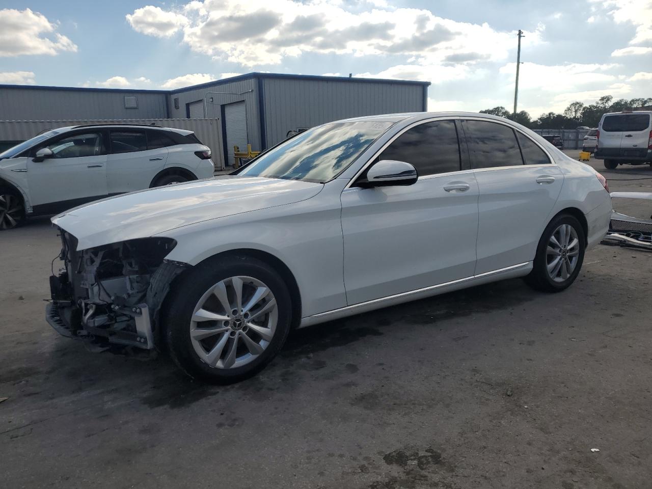 MERCEDES-BENZ C-CLASS 300