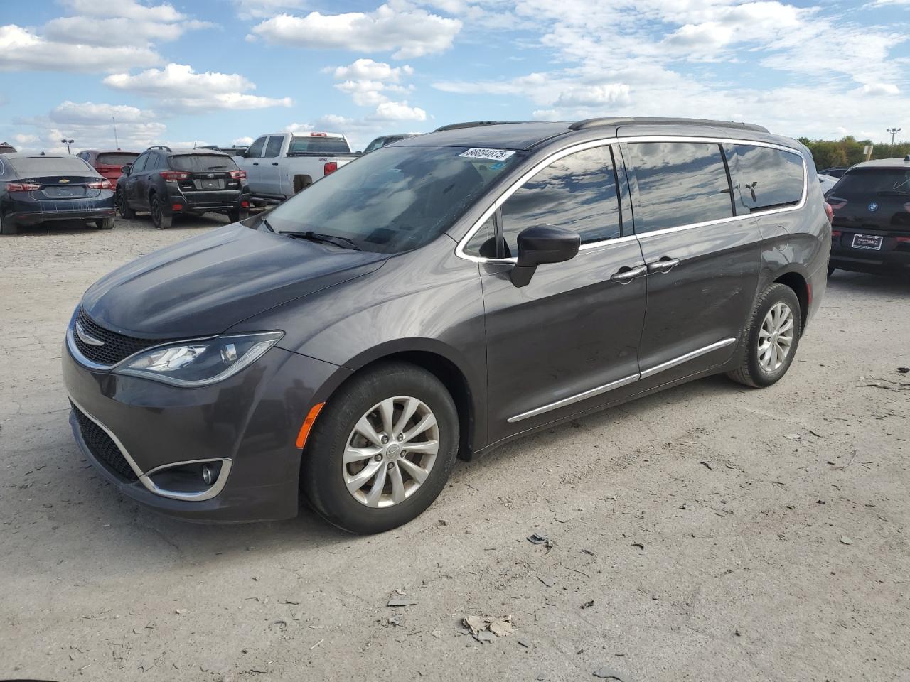 CHRYSLER PACIFICA TOURING L