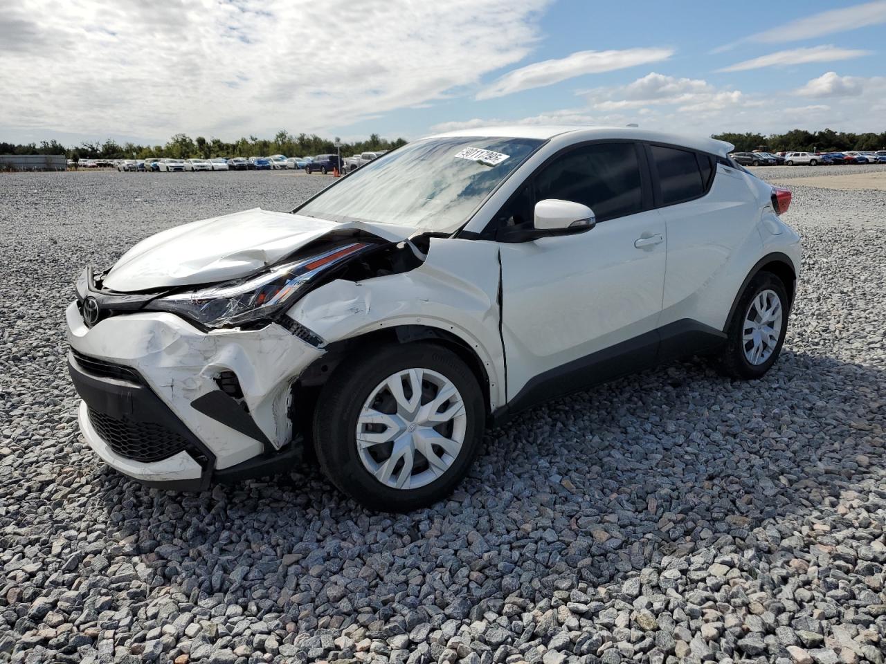 TOYOTA C-HR XLE