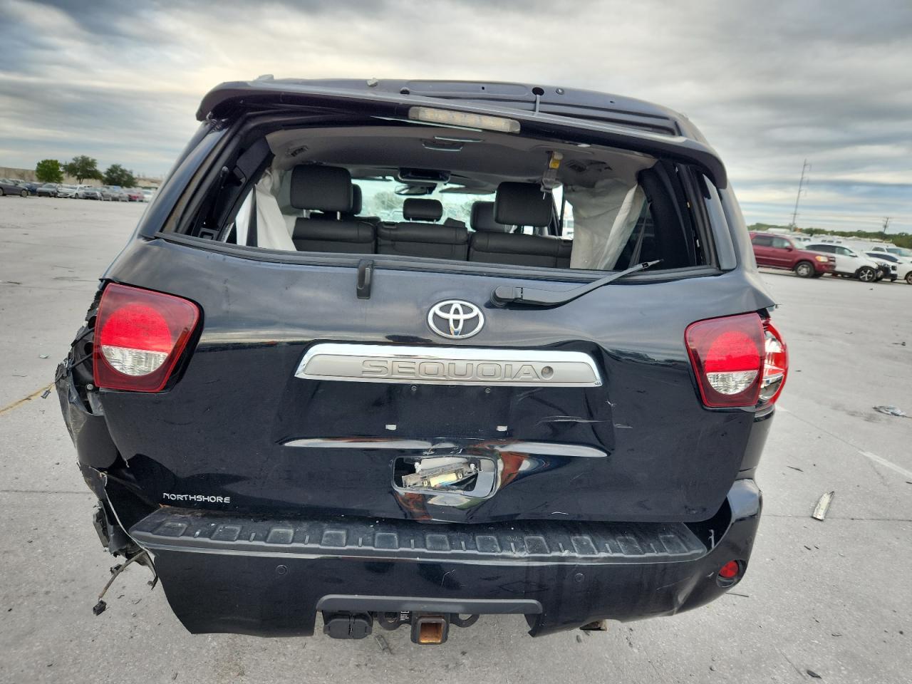 TOYOTA SEQUOIA LIMITED