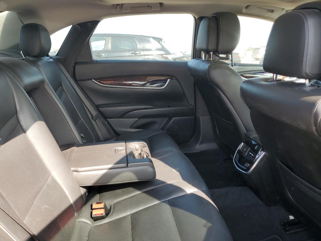 CADILLAC XTS LUXURY COLLECTION