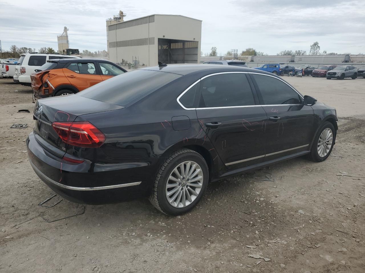 VOLKSWAGEN PASSAT SE