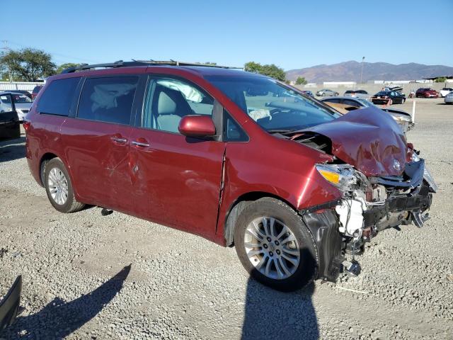 2016 TOYOTA SIENNA XLE 5TDYK3DC0GS739900