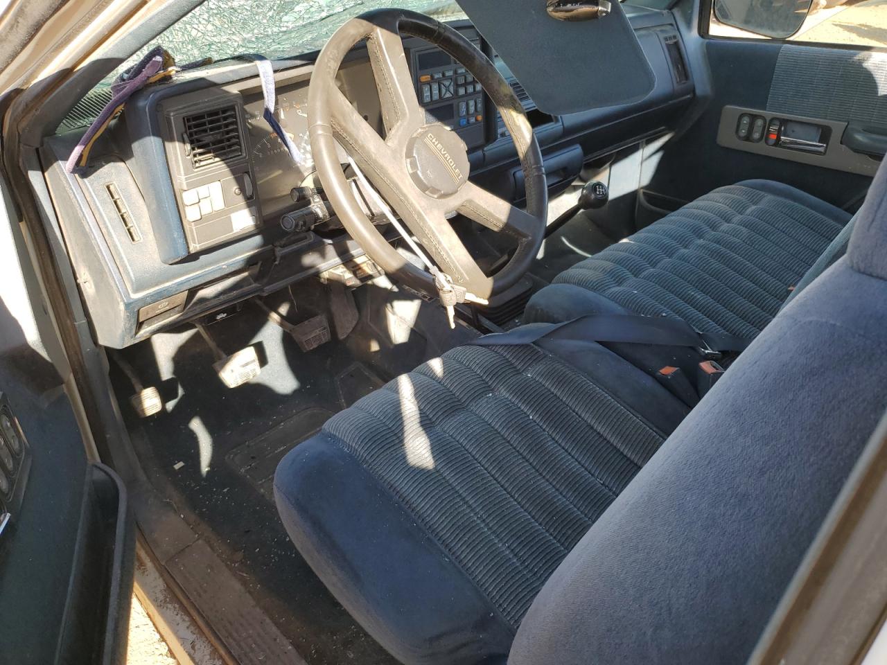 Lot #3266277012 1994 CHEVROLET GMT-400 K2