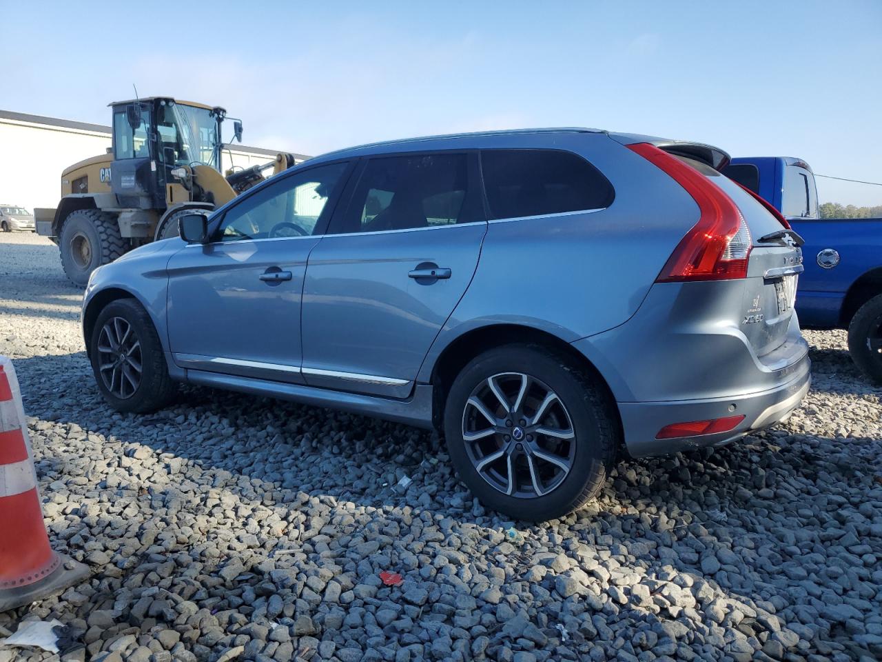 VOLVO XC60 T6 DYNAMIC