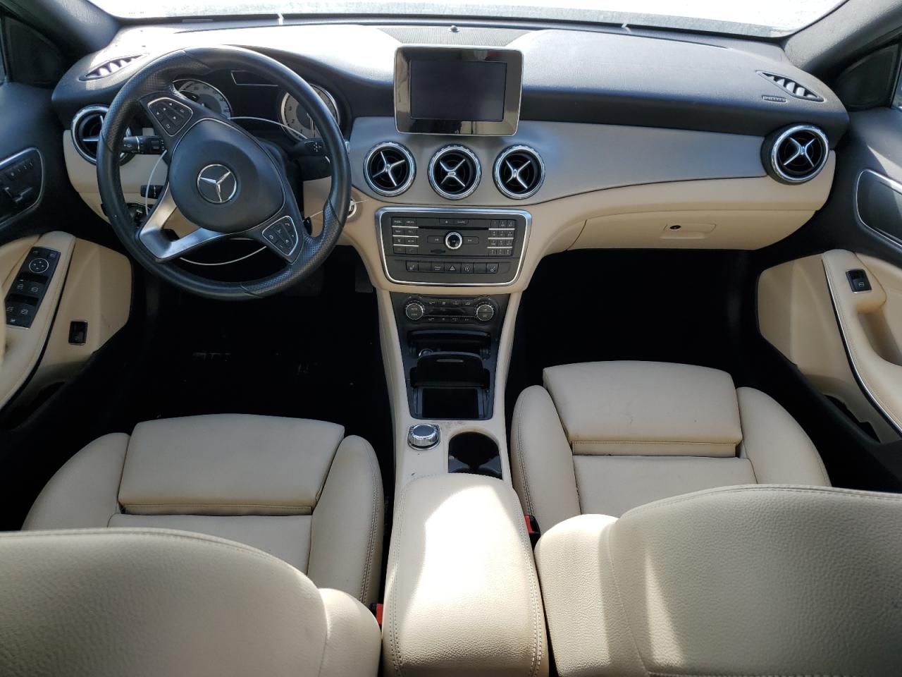 MERCEDES-BENZ GLA-CLASS 250