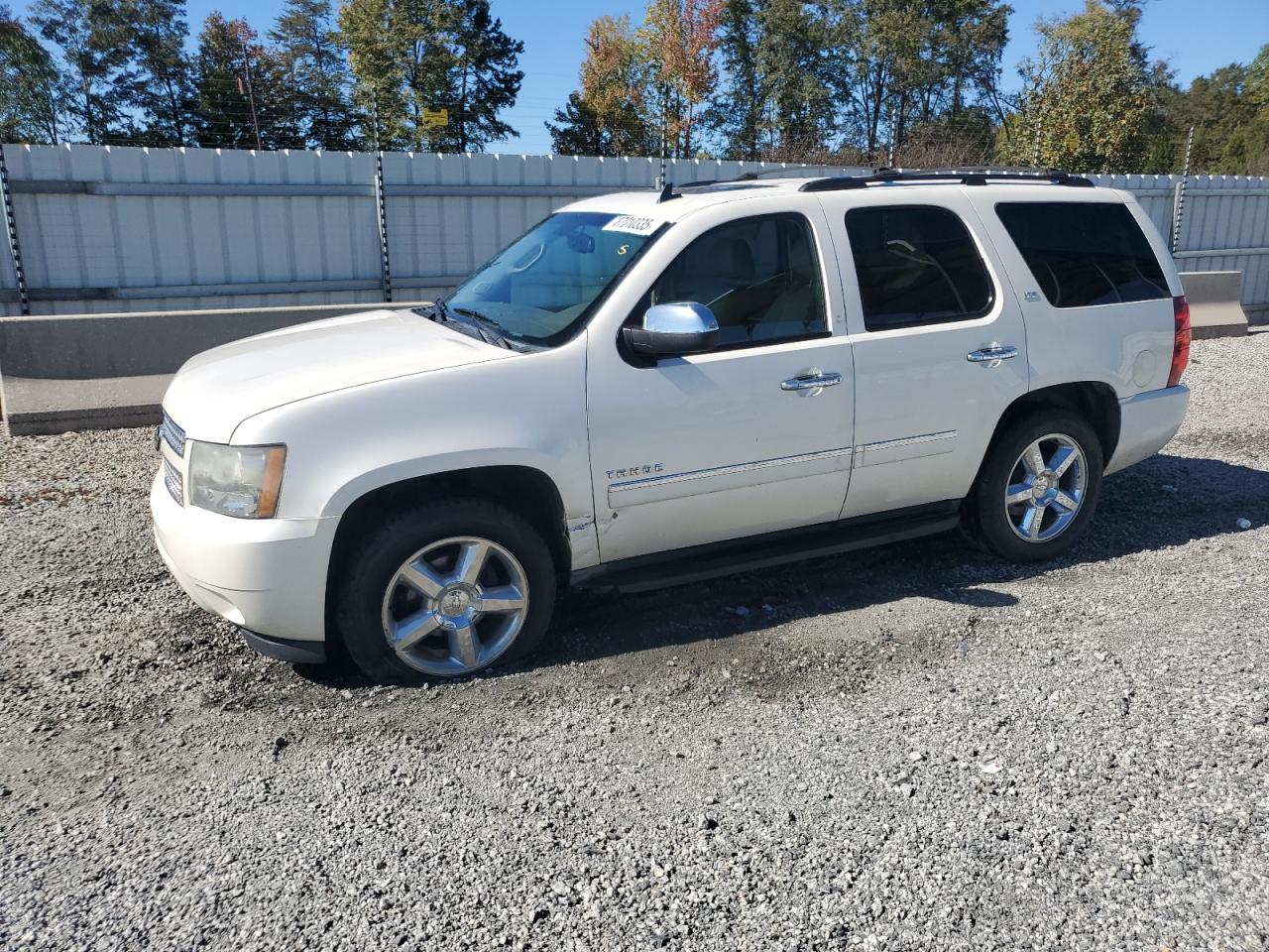 CHEVROLET TAHOE C1500 LTZ