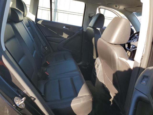 2017 VOLKSWAGEN TIGUAN S WVGBV7AX0HK013227