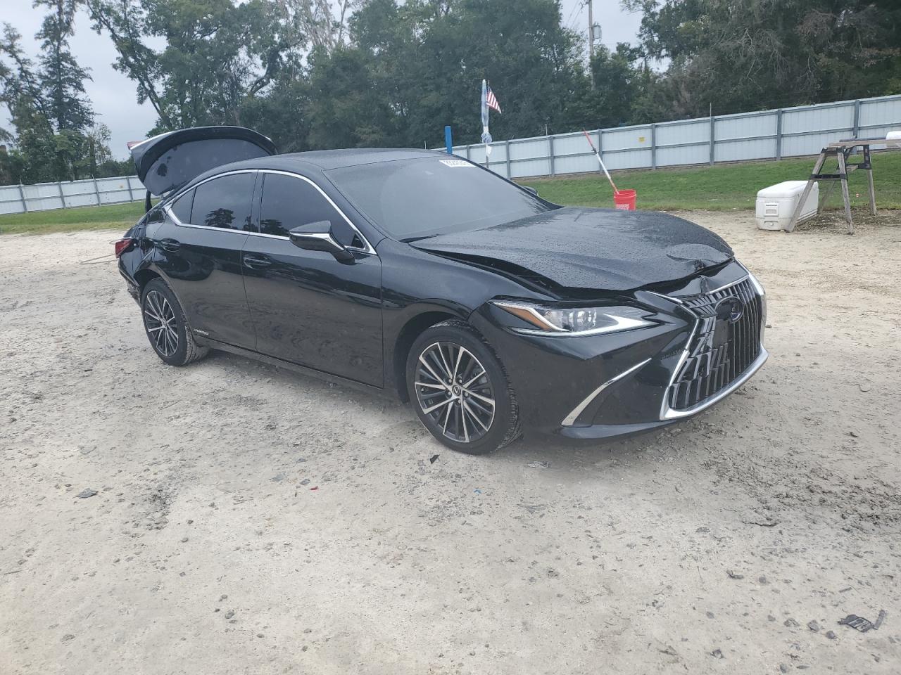 LEXUS ES 300H BASE