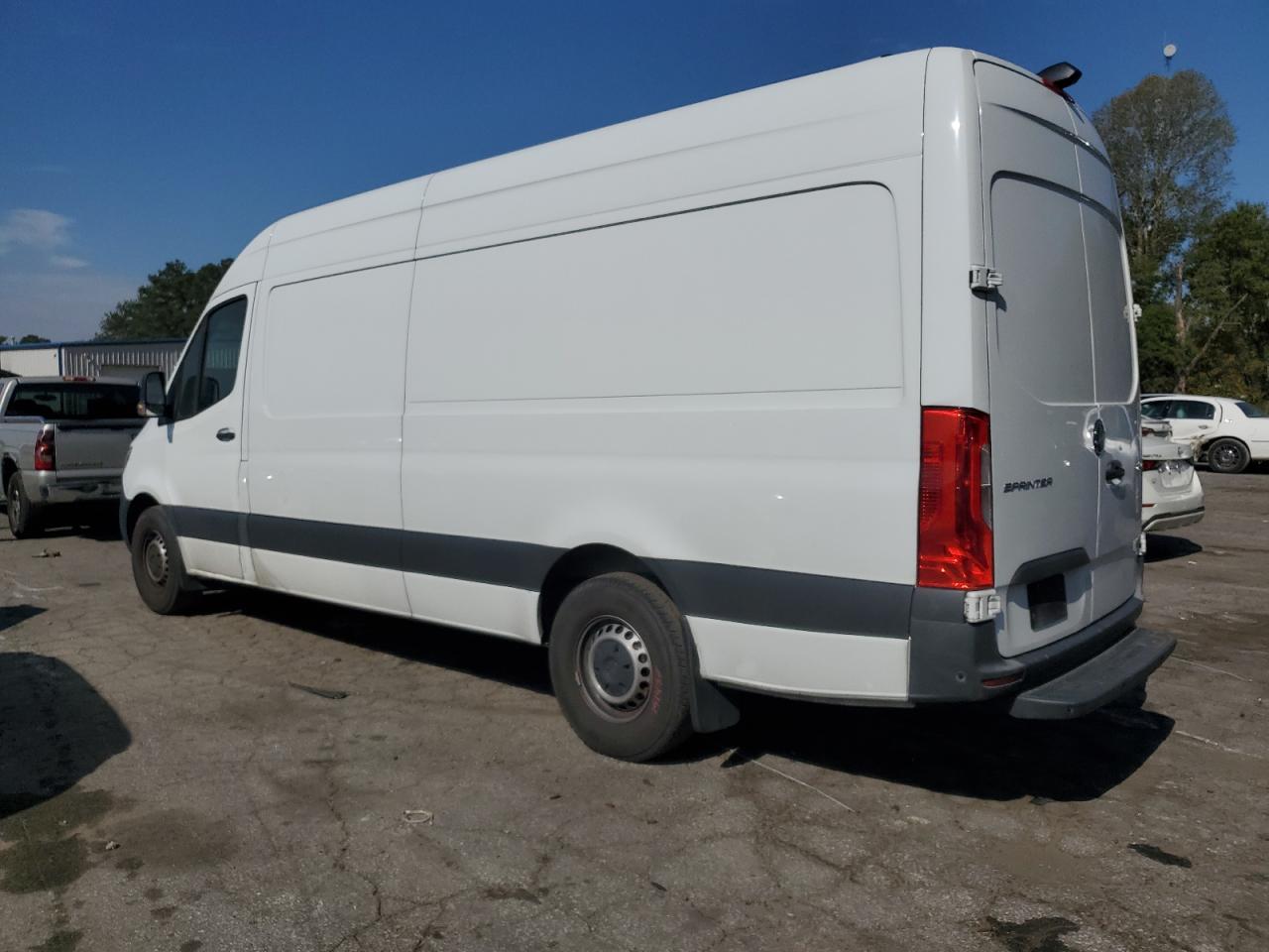 MERCEDES-BENZ SPRINTER 2500