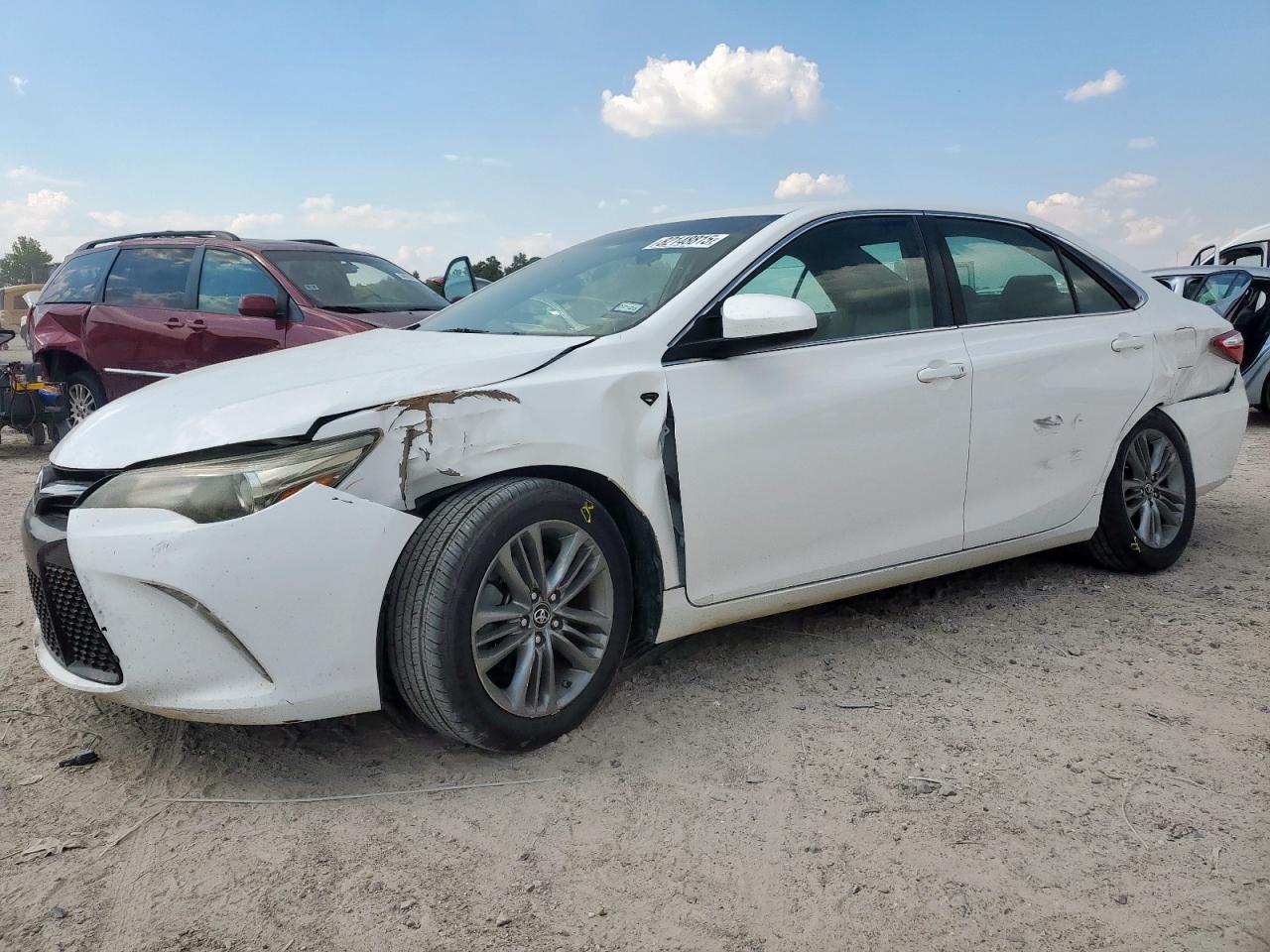 TOYOTA CAMRY LE