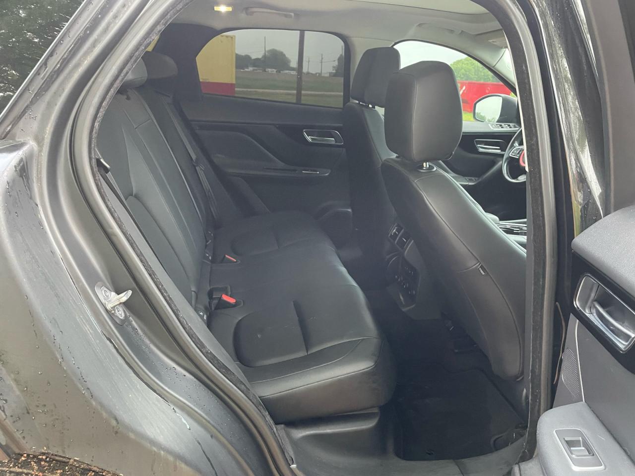 JAGUAR F-PACE PREMIUM