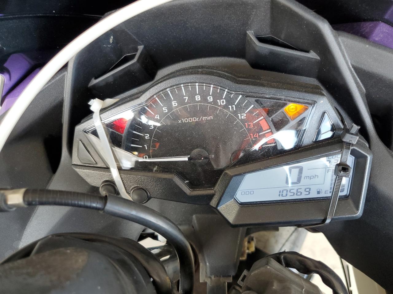 Lot #3317102000 2014 KAWASAKI EX300 A