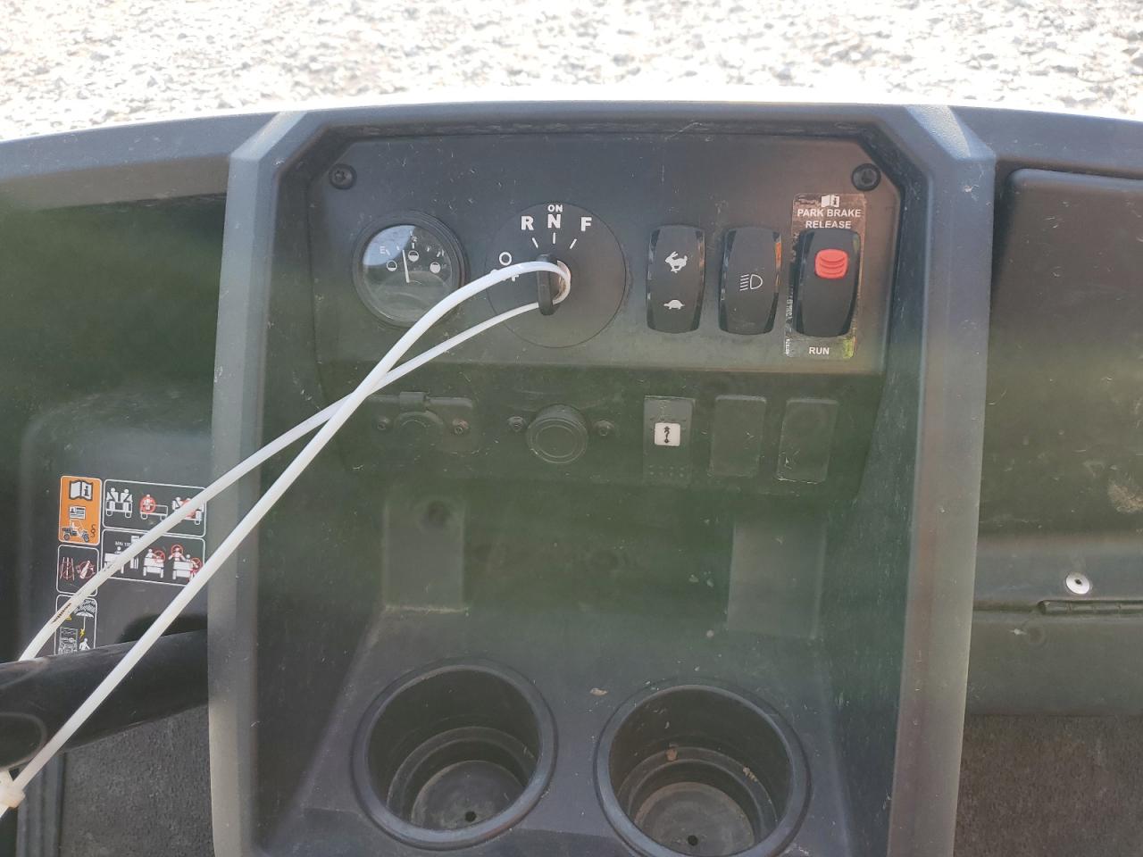 Lot #3260800475 2020 TRACKER EV IS CAMO