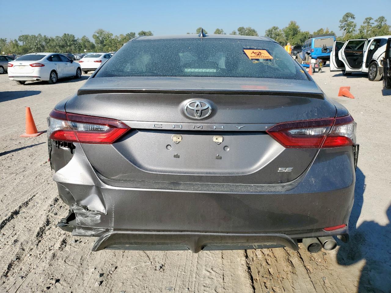 TOYOTA CAMRY SE NIGHT SHADE