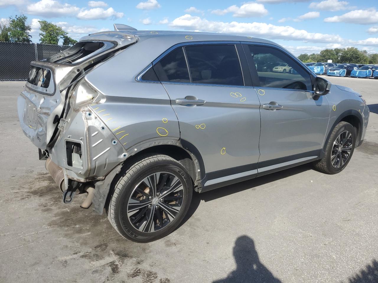 MITSUBISHI ECLIPSE SE