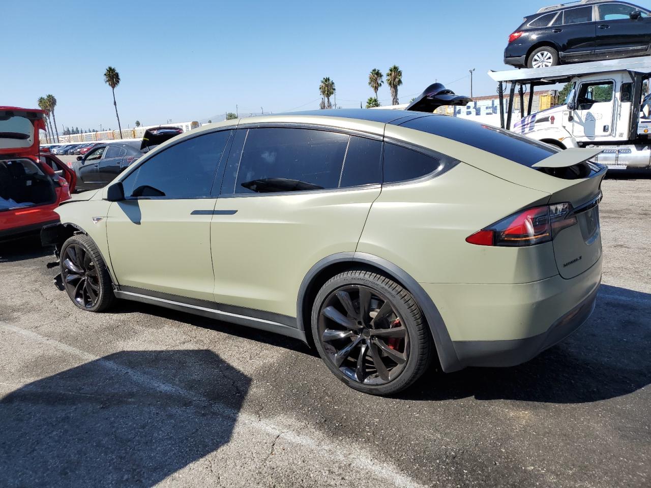 TESLA MODEL X