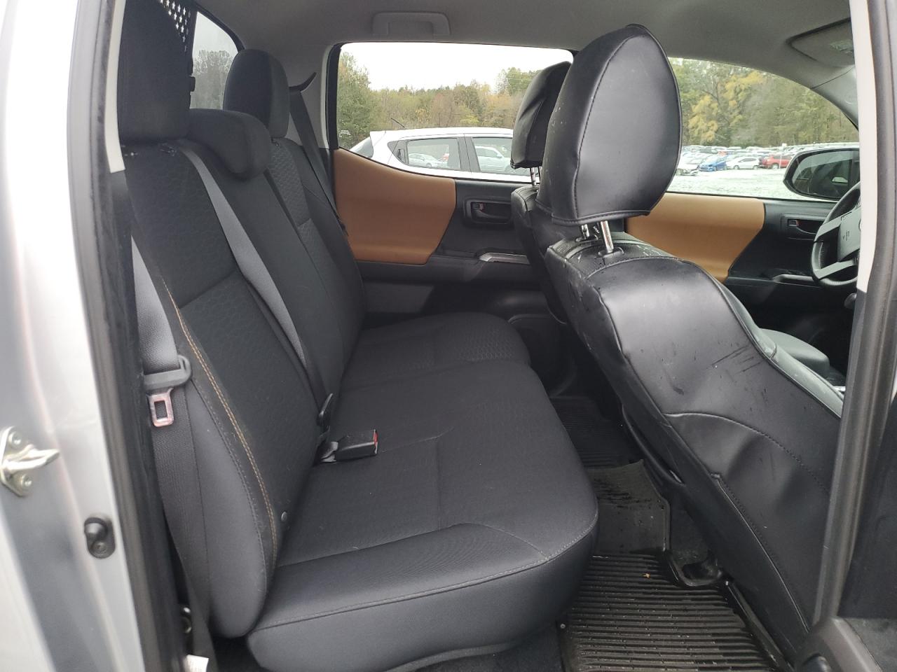 TOYOTA TACOMA DOUBLE CAB