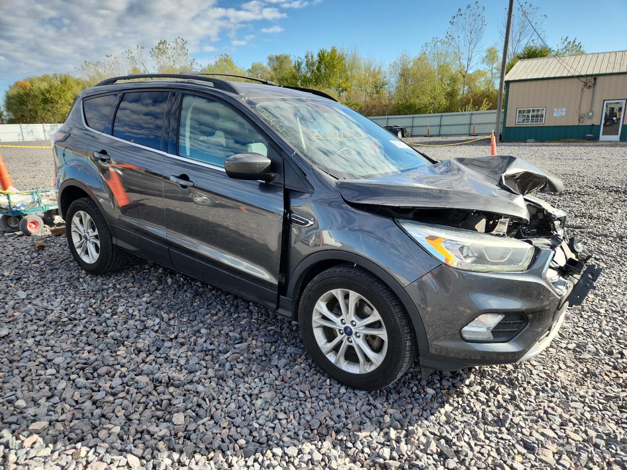 FORD ESCAPE SE