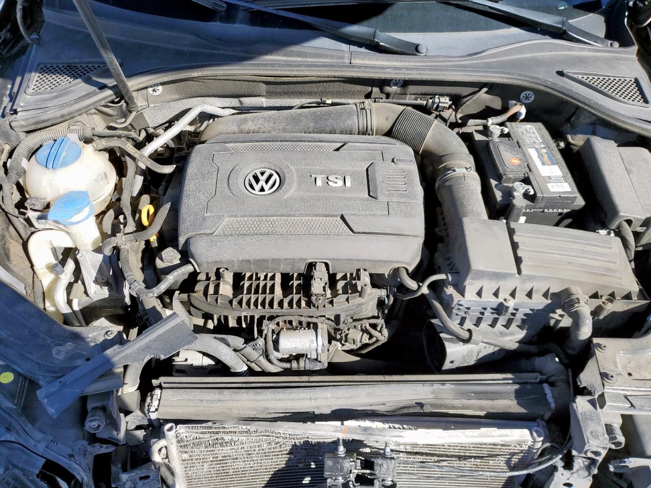 Lot #3318097375 2016 VOLKSWAGEN PASSAT SE