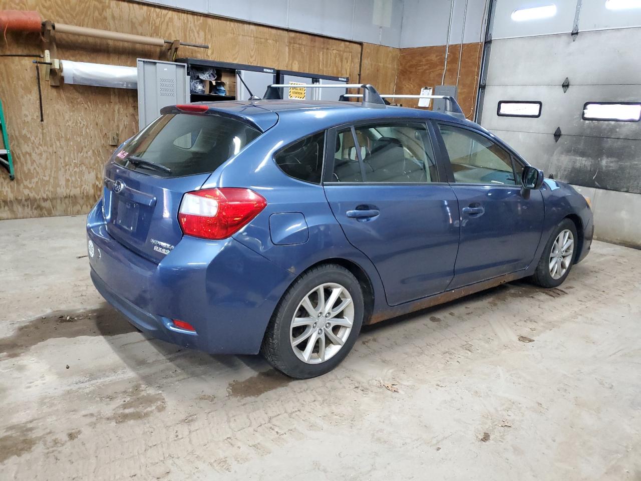 SUBARU IMPREZA PREMIUM